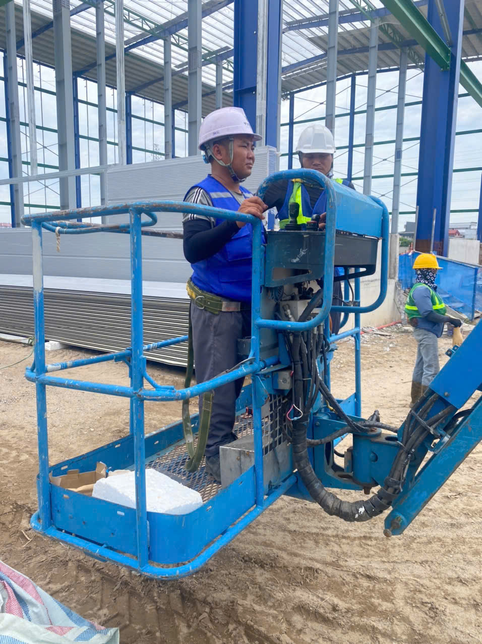 Cho Thuê Xe Nâng Người Giá Rẻ Tại Yên Phong Bắc Ninh – Gọi Là Có!