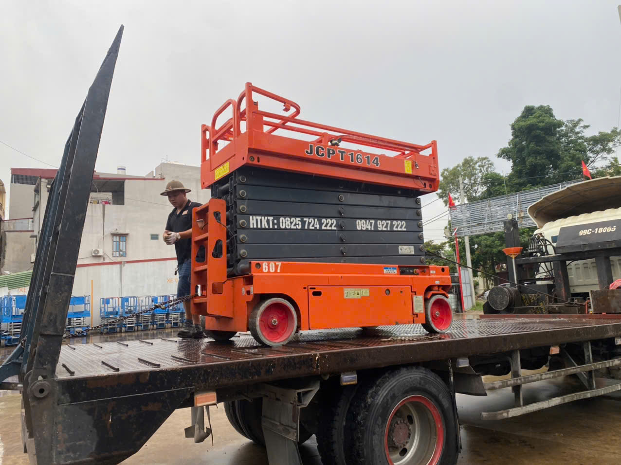 Dịch Vụ Thuê Xe Nâng Cắt Kéo Chỉ Từ 600k/ngày Xe Nâng Người 8m 10m 12m 14m