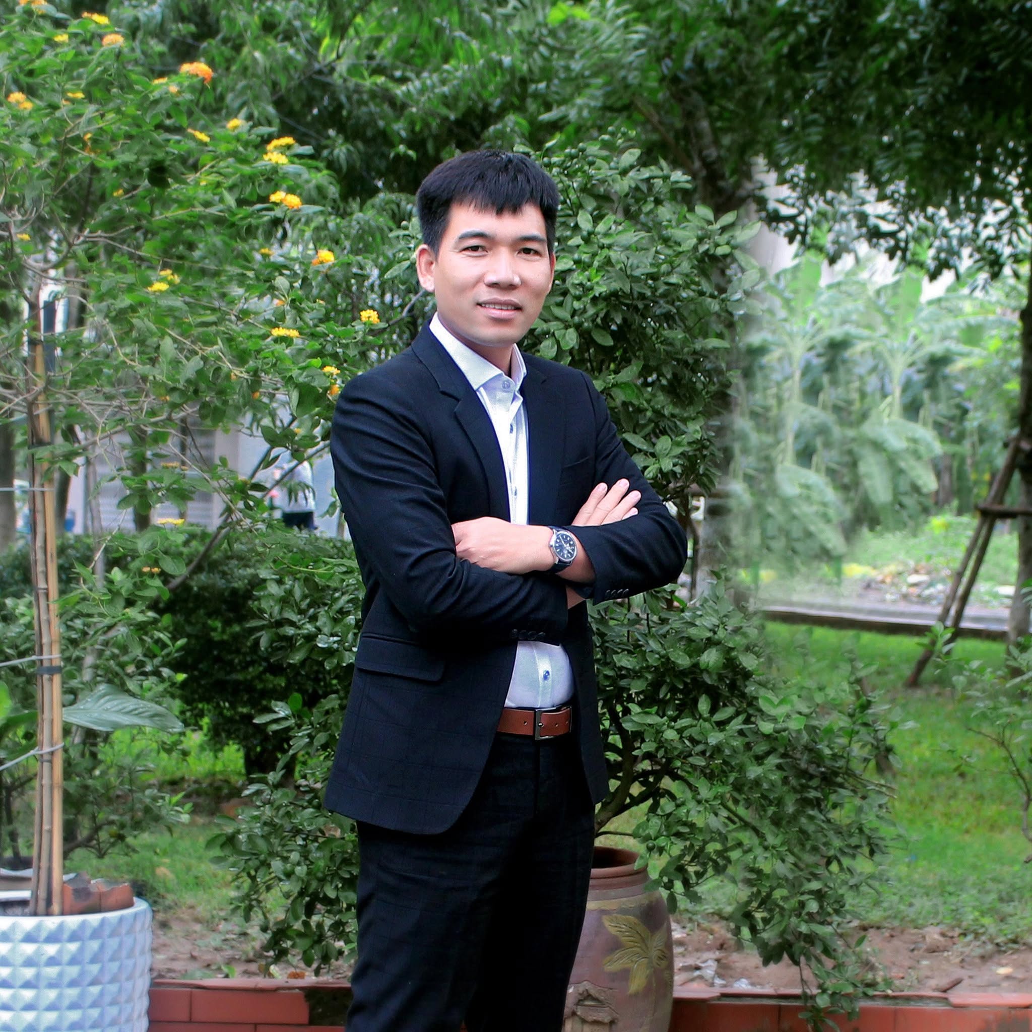 Giới Thiệu
