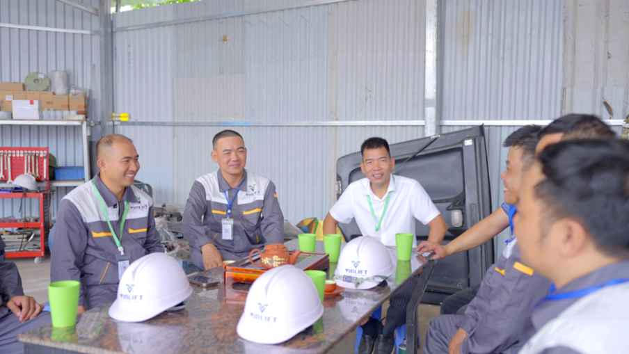 Đội Ngũ Kỹ Thuật