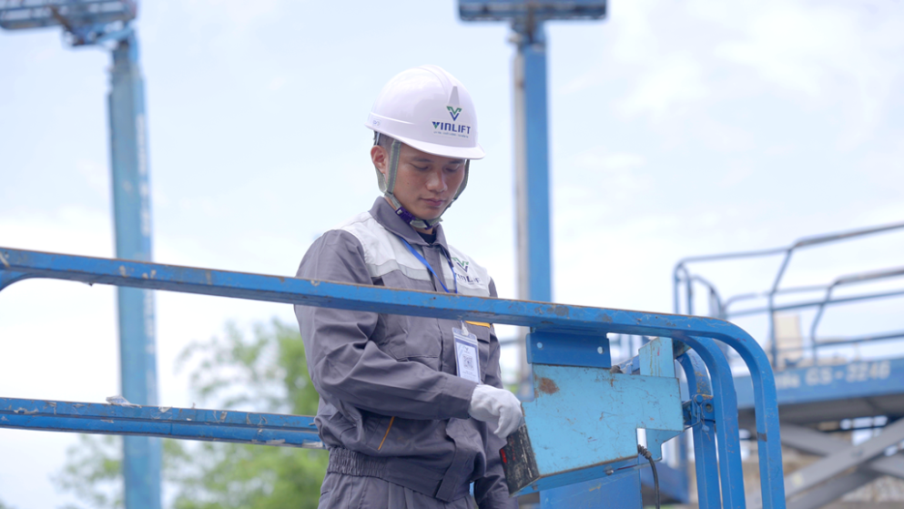 Đội Ngũ Kỹ Thuật