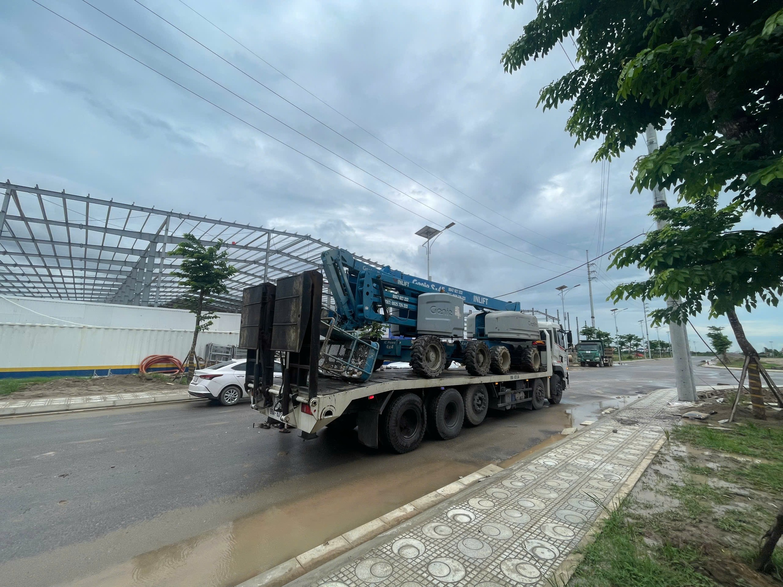 Cho Thuê Xe Nâng Người Tại Kcn Thuận Thành – Bắc Ninh