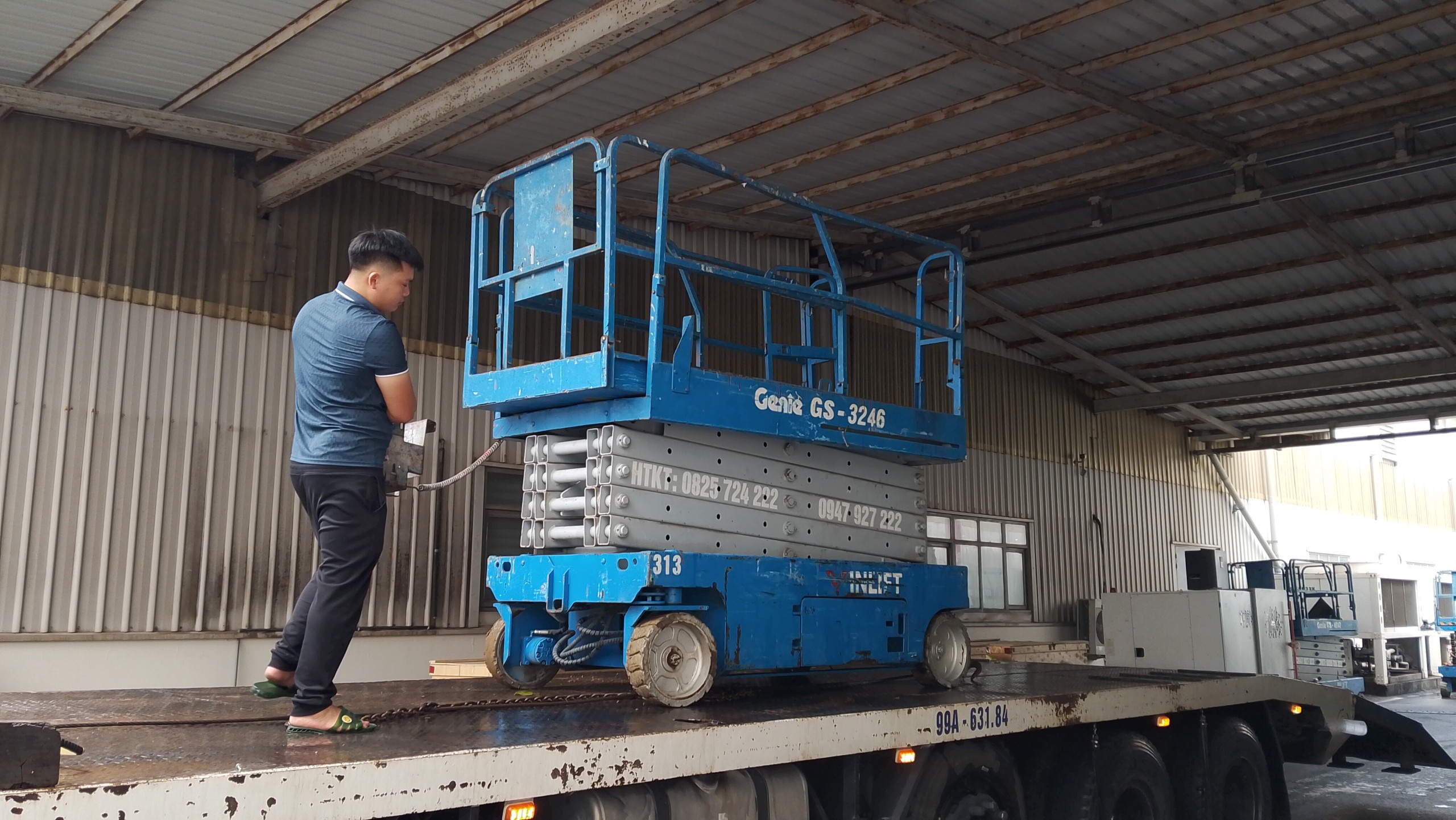 5 Sai Lầm Tử Thần Khi Vận Hành Xe Nâng Cắt Kéo/boom Lift (và Cách Phòng Tránh)