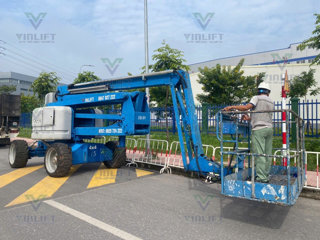 7 Bước Xử Lý Lỗi Hệ Thống Lái Xe Nâng Người Boom Lift Nhanh Chóng & An Toàn