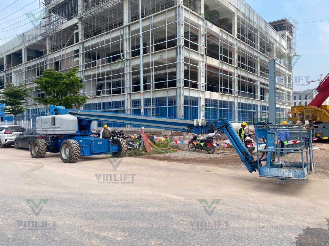 7 Bước Xử Lý Lỗi Hệ Thống Lái Xe Nâng Người Boom Lift Nhanh Chóng & An Toàn