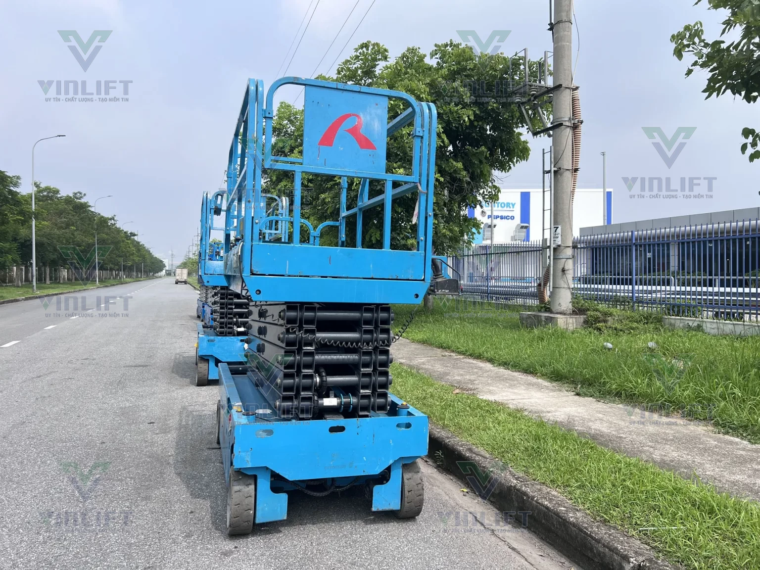 Xe Nâng Roshow Rs1212hd 14m Chuyên Dụng